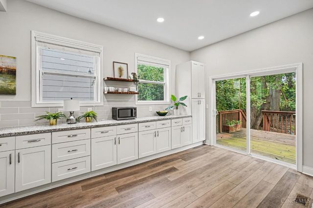 1720 Dexter Avenue, Cincinnati, OH 45206