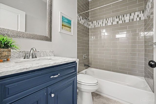 1720 Dexter Avenue, Cincinnati, OH 45206
