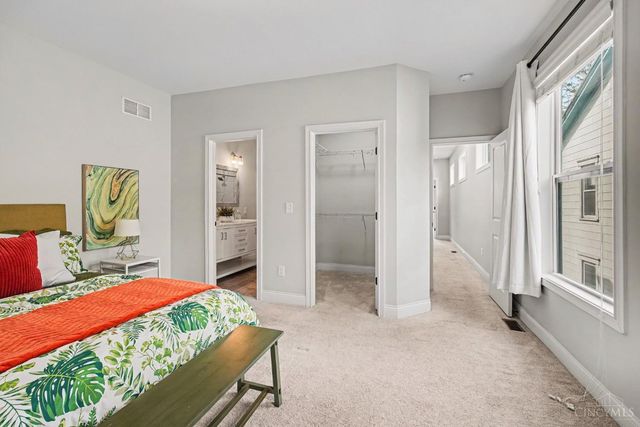 1720 Dexter Avenue, Cincinnati, OH 45206