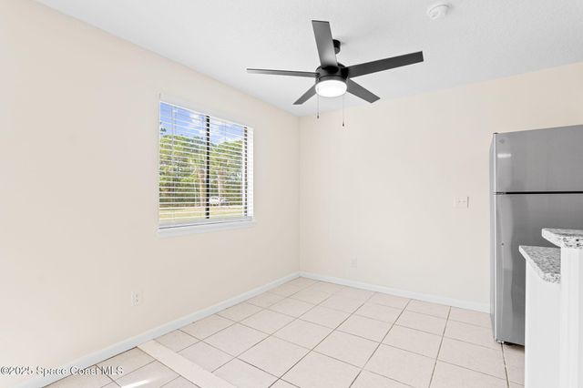 1884 Agora Circle SE 101, Palm Bay, FL 32909