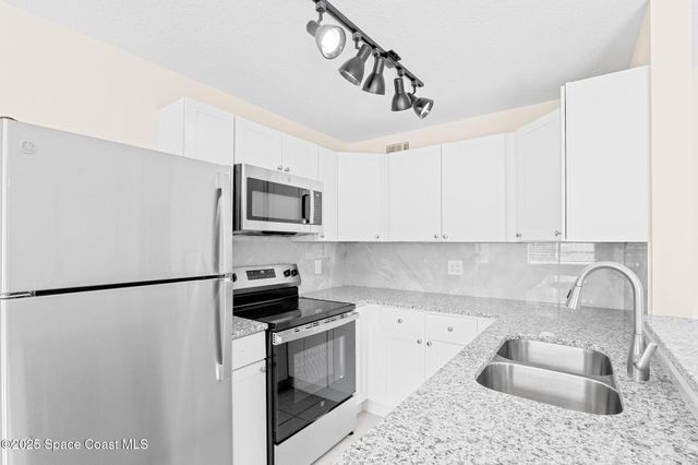 1884 Agora Circle SE 101, Palm Bay, FL 32909