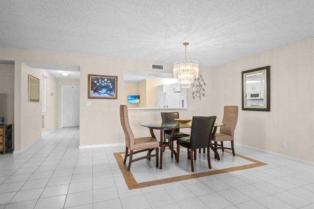 9700 Pavarotti Terrace 102, Boynton Beach, FL 33437