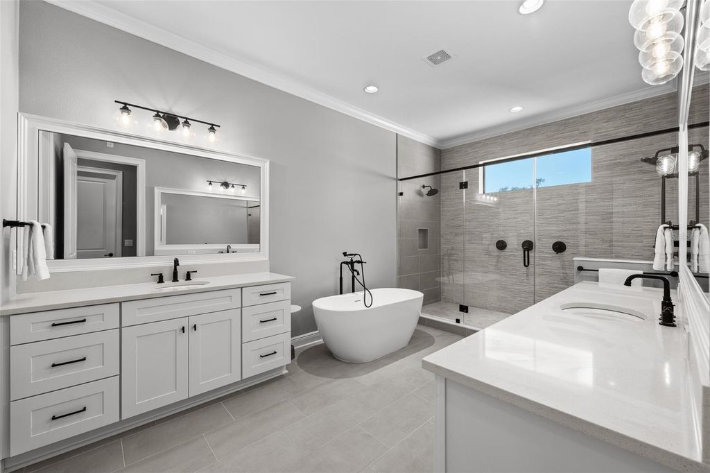 Image 24 of property listing at 478 BOSPHOROUS AVENUE, Tampa, FL 33606