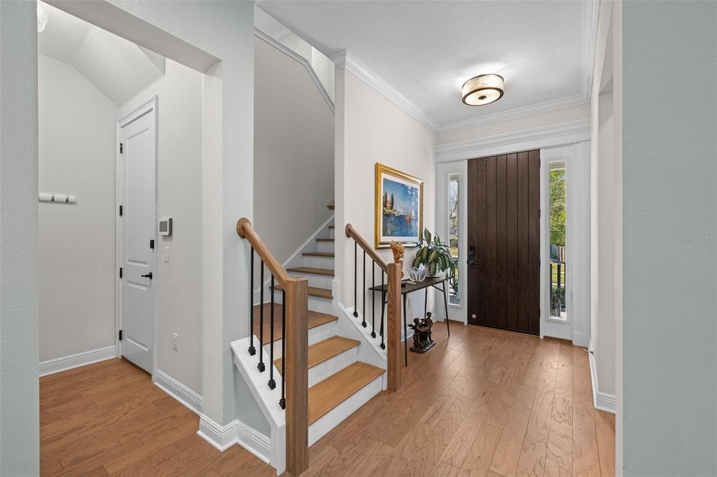 Image 7 of property listing at 478 BOSPHOROUS AVENUE, Tampa, FL 33606