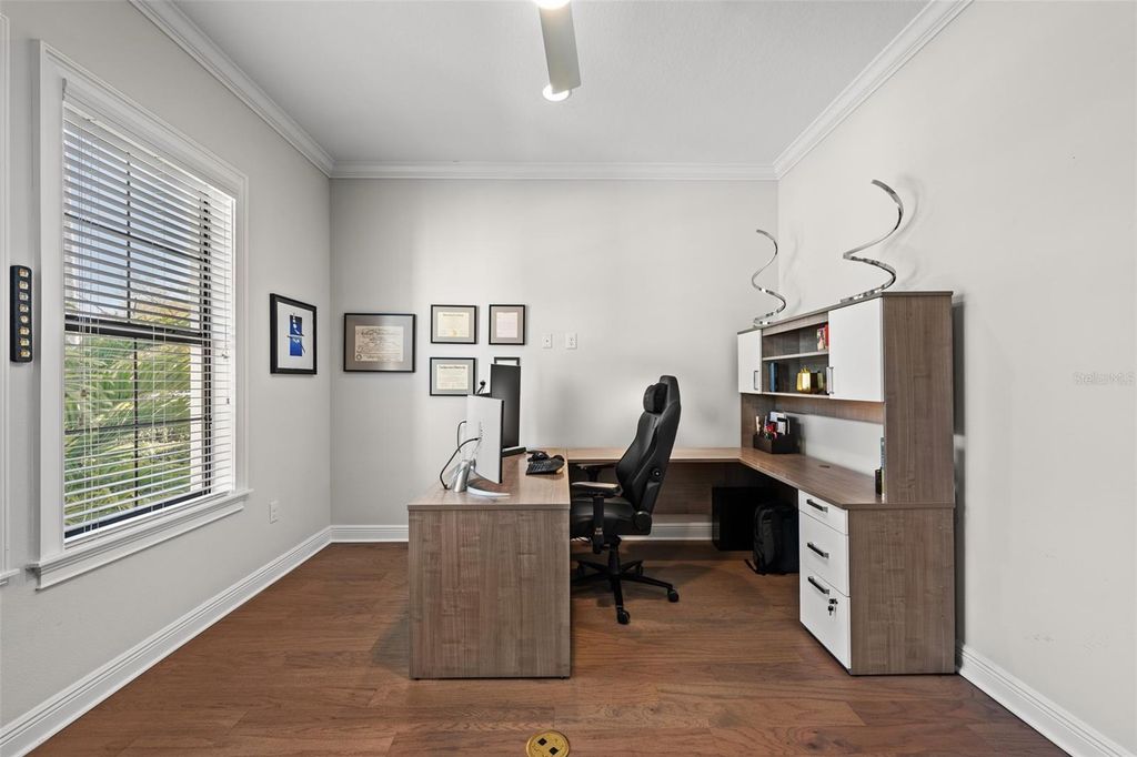 Image 10 of property listing at 478 BOSPHOROUS AVENUE, Tampa, FL 33606