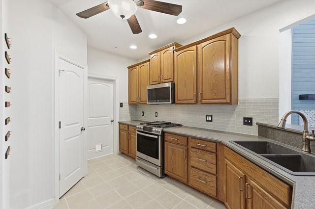 2005 Creekdale Drive, Denton, TX 76210