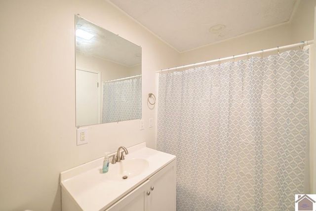 6545 Clinton Road, Paducah, KY 42001