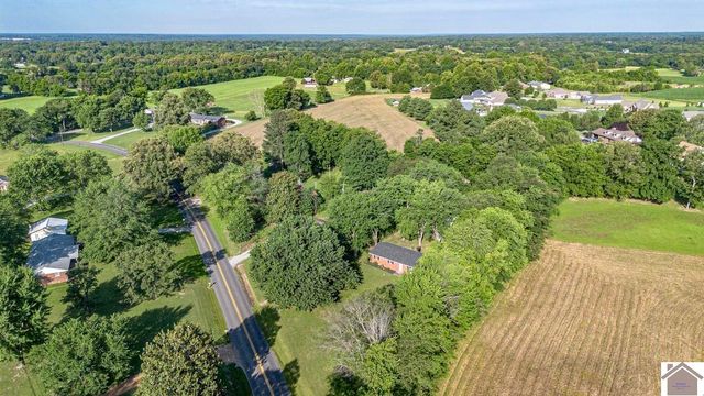 6545 Clinton Road, Paducah, KY 42001