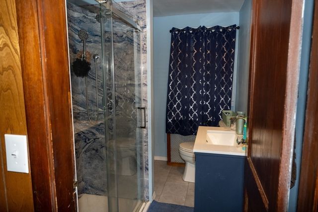 156 Fourth Street, Somerset, MA 02726
