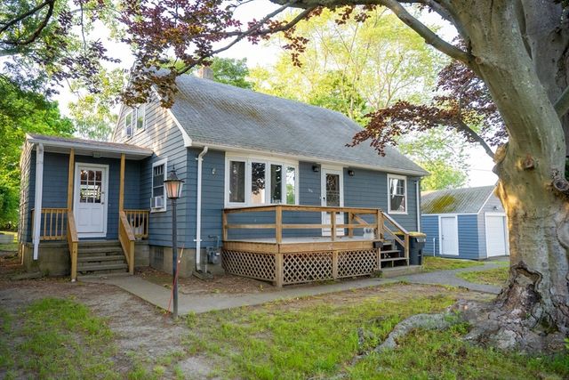 156 Fourth Street, Somerset, MA 02726
