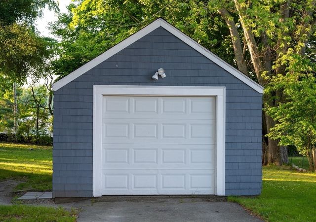 156 Fourth Street, Somerset, MA 02726