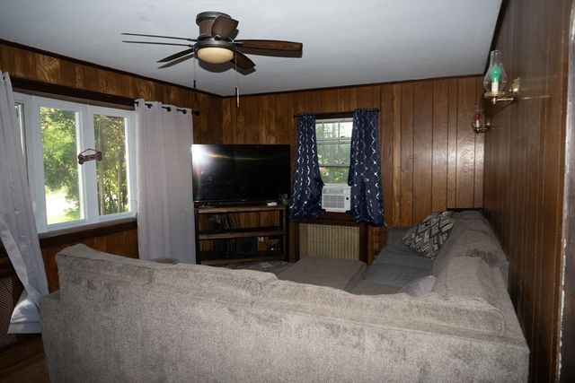 156 Fourth Street, Somerset, MA 02726