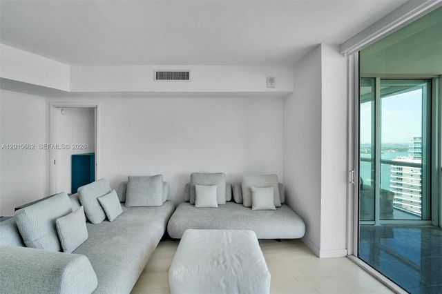 450 Alton Rd 2604, Miami Beach, FL 33139