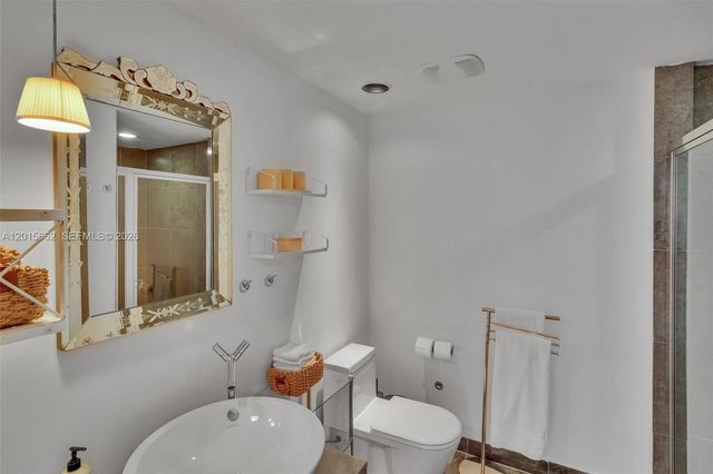 450 Alton Rd 2604, Miami Beach, FL 33139