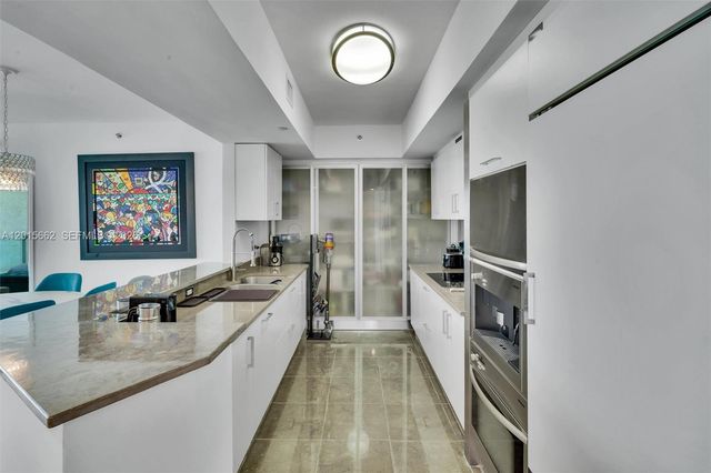 450 Alton Rd 2604, Miami Beach, FL 33139