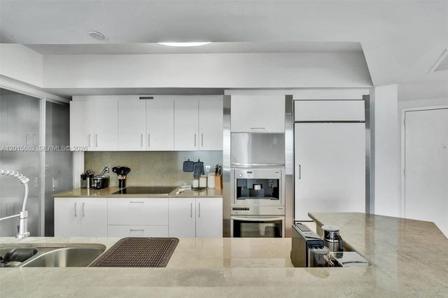 450 Alton Rd 2604, Miami Beach, FL 33139