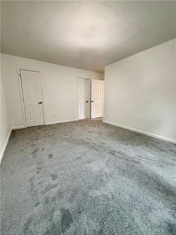 720 Anchor Bay CV, Newport News, VA 23602