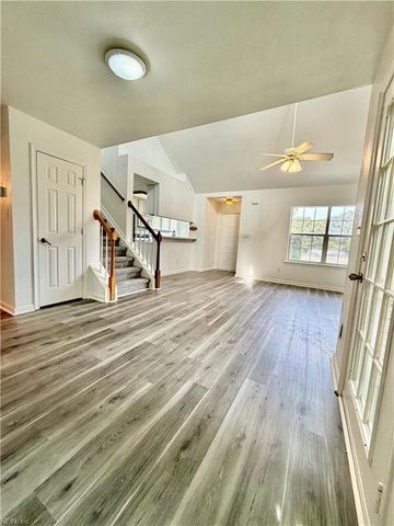 720 Anchor Bay CV, Newport News, VA 23602