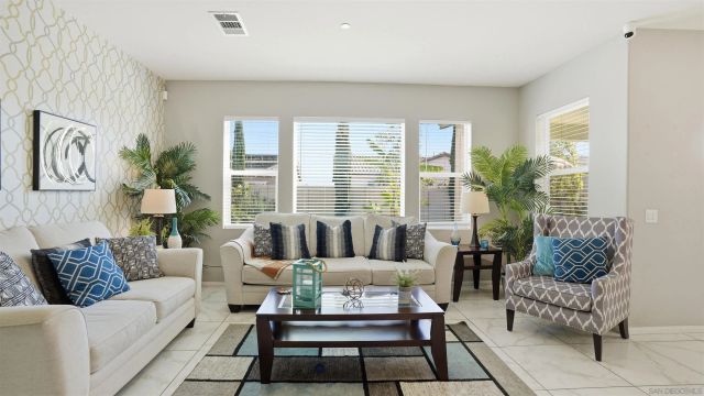 1218 Idanan Rd, Chula Vista, CA 91913