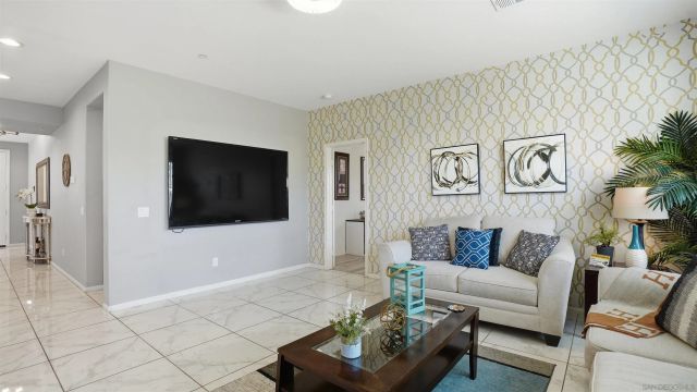 1218 Idanan Rd, Chula Vista, CA 91913