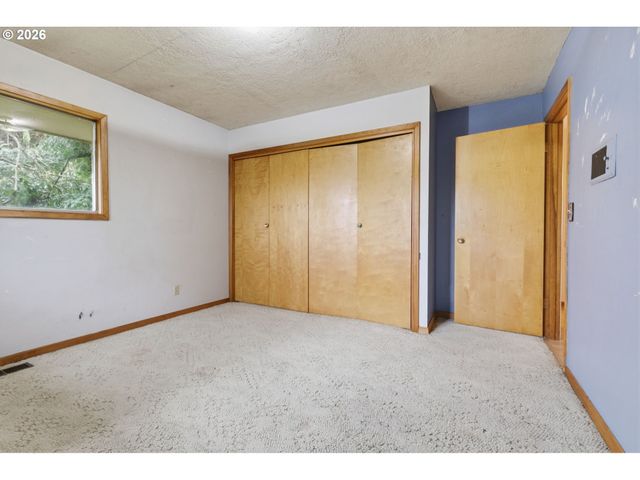 16016 S Forsythe Rd, Oregon City, OR 97045