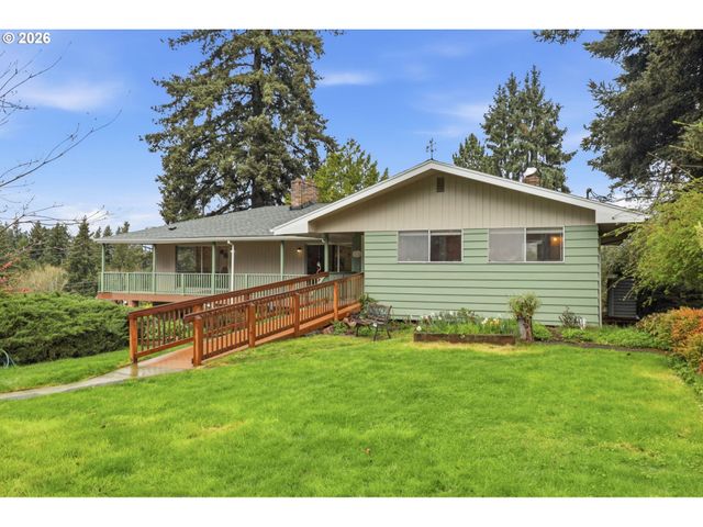 16016 S Forsythe Rd, Oregon City, OR 97045