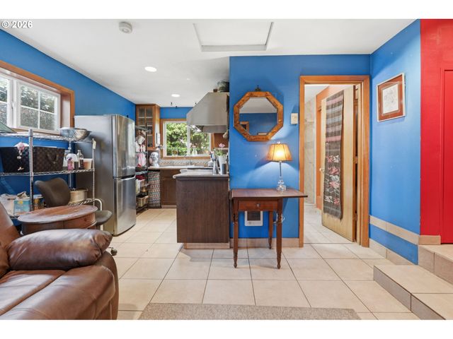 16016 S Forsythe Rd, Oregon City, OR 97045