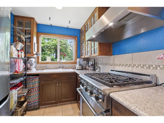 16016 S Forsythe Rd, Oregon City, OR 97045