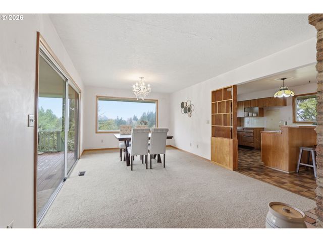 16016 S Forsythe Rd, Oregon City, OR 97045
