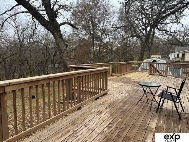 517 Bellevue Blvd Boulevard N, Bellevue, NE 68005