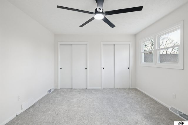 517 Bellevue Blvd Boulevard N, Bellevue, NE 68005