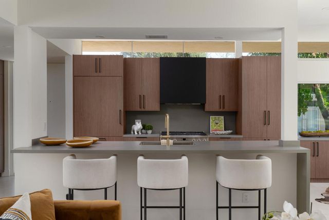 139 Desert Lakes Drive, Palm Springs, CA 92264