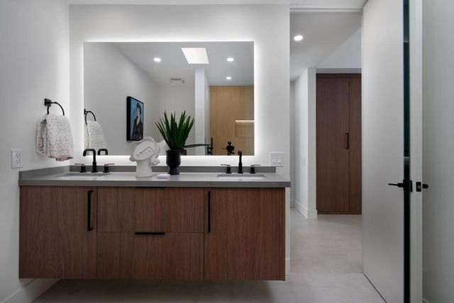 139 Desert Lakes Drive, Palm Springs, CA 92264