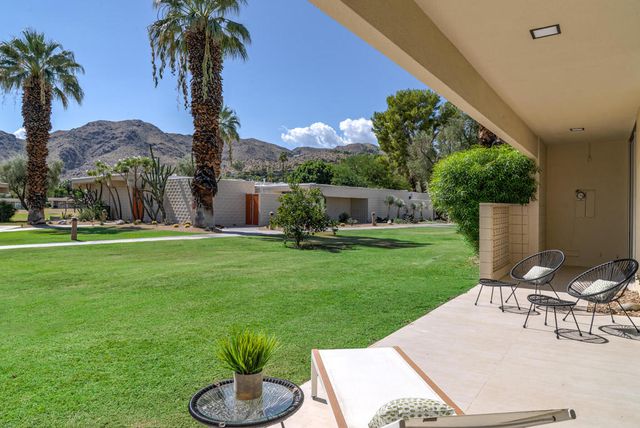 139 Desert Lakes Drive, Palm Springs, CA 92264