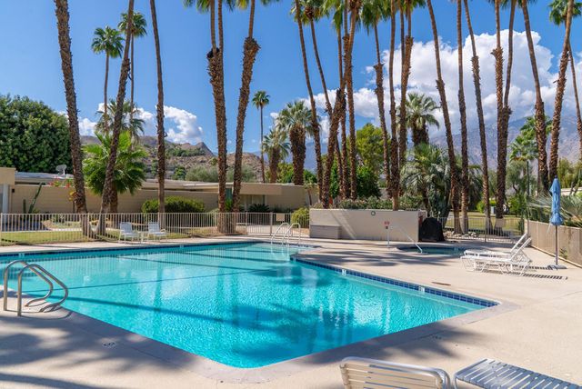139 Desert Lakes Drive, Palm Springs, CA 92264