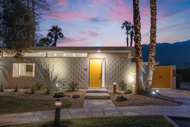 139 Desert Lakes Drive, Palm Springs, CA 92264