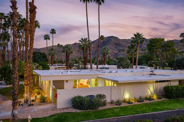 139 Desert Lakes Drive, Palm Springs, CA 92264