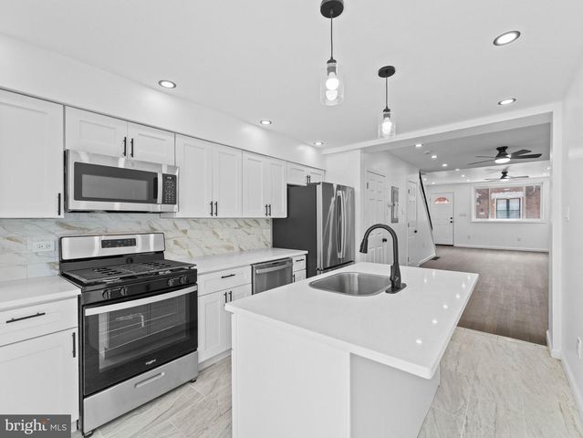 2040 NORWOOD ST, Philadelphia, PA 19145