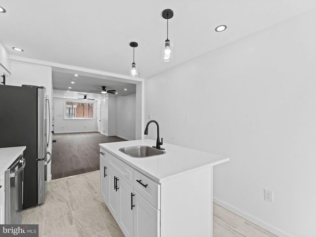 2040 NORWOOD ST, Philadelphia, PA 19145