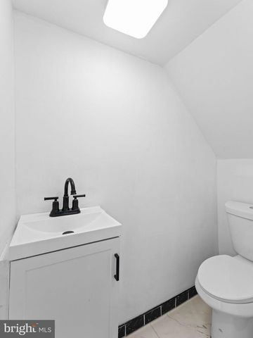2040 NORWOOD ST, Philadelphia, PA 19145
