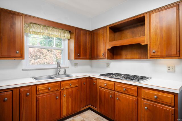 224 N Alden Road, Muncie, IN 47304