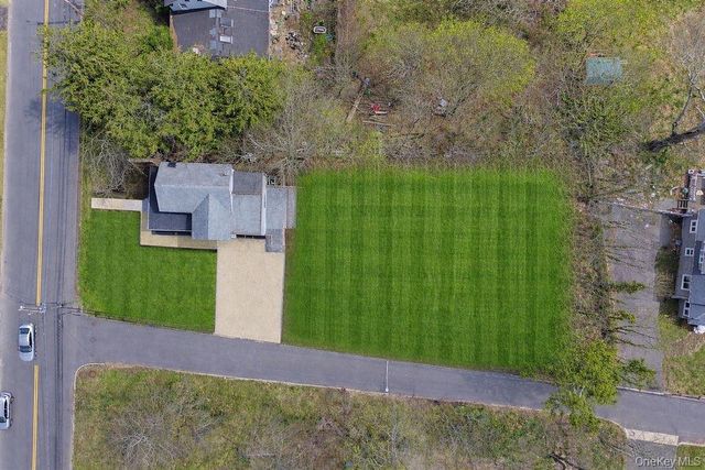 80 Swezey Street, Patchogue, NY 11772
