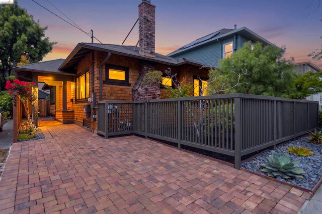 2451 Ashby Ave, Berkeley, CA 94705