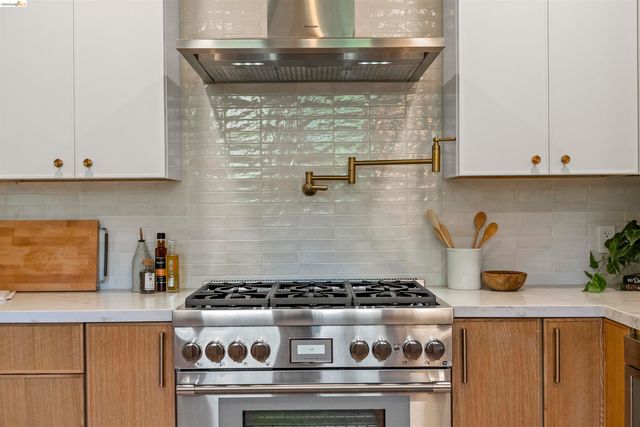 2451 Ashby Ave, Berkeley, CA 94705