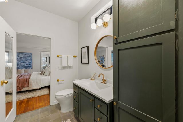 2451 Ashby Ave, Berkeley, CA 94705