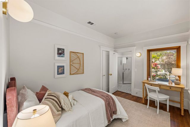 2451 Ashby Ave, Berkeley, CA 94705