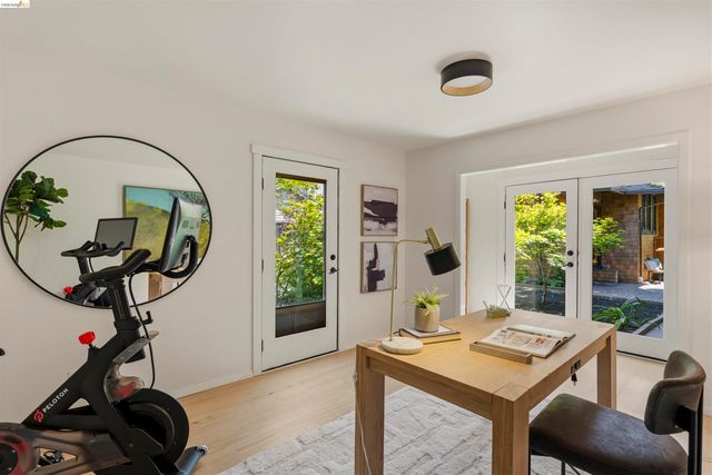 2451 Ashby Ave, Berkeley, CA 94705