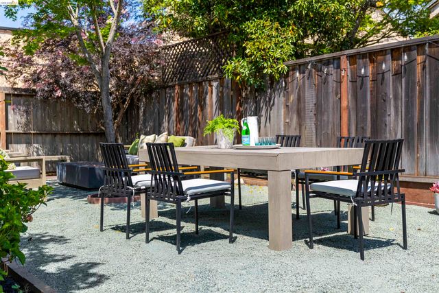 2451 Ashby Ave, Berkeley, CA 94705