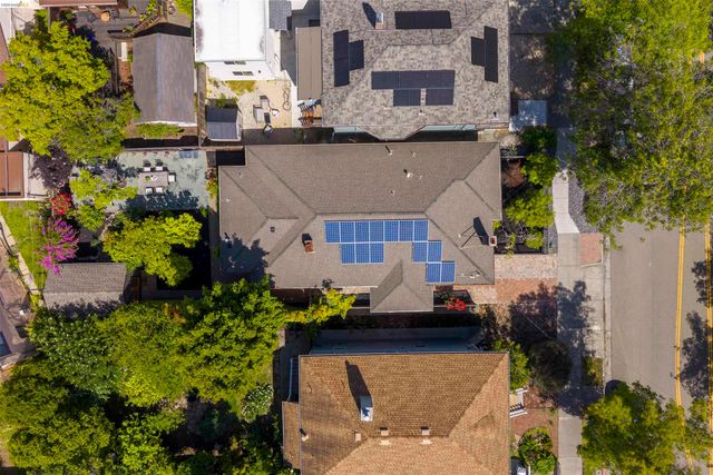 2451 Ashby Ave, Berkeley, CA 94705