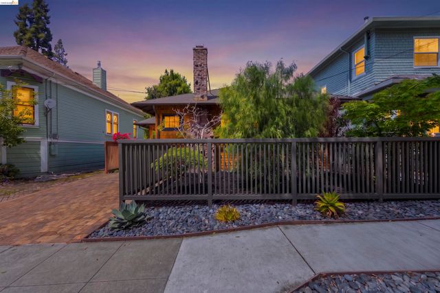 2451 Ashby Ave, Berkeley, CA 94705